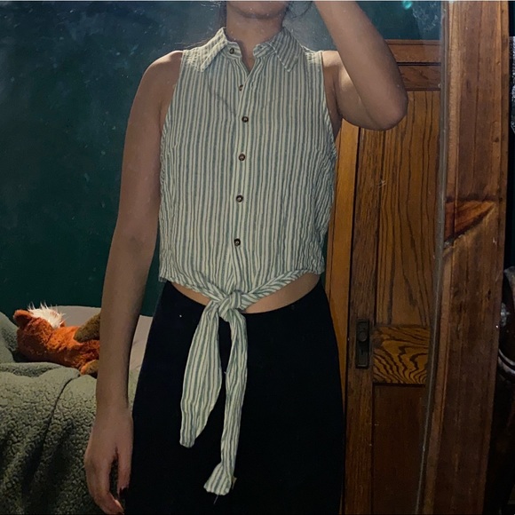 LA Hearts Button Tank - Picture 1 of 2